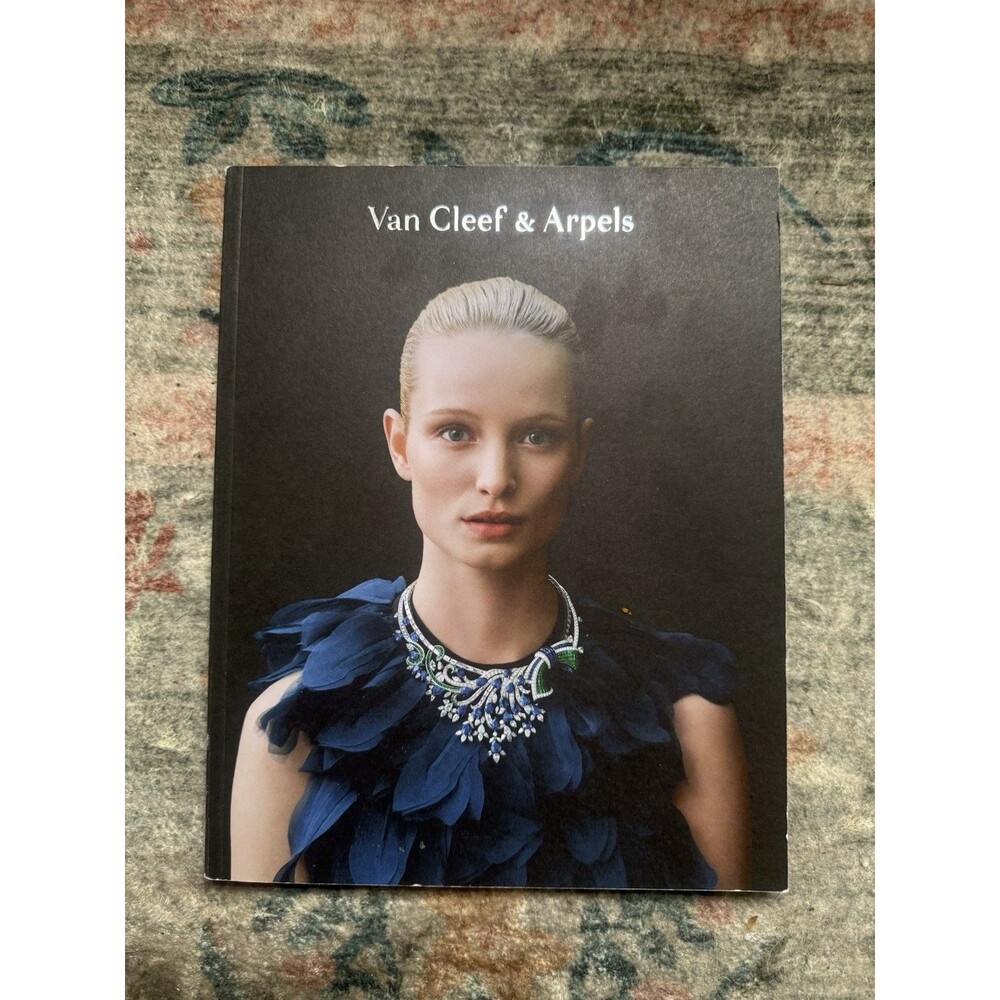 VAN CLEEF & ARPELS 2016 FINE JEWELRY WATCH CATALOG Book Diamonds Magazine Photos